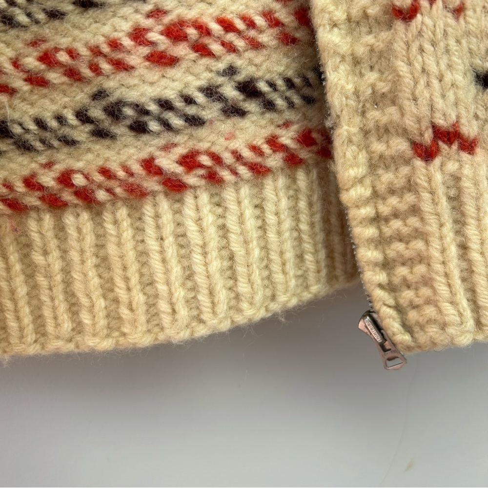 Vintage Mary Maxim Cowichan Figure Skating Wool Hand Knit Cream Sweater - Picture 9 of 12